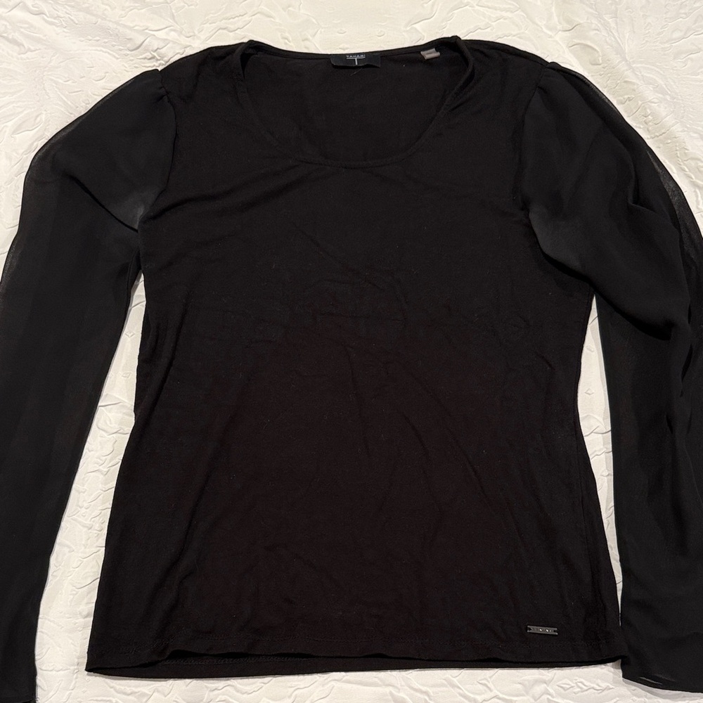 Tahari Classic Black Long Sleeve Blouse